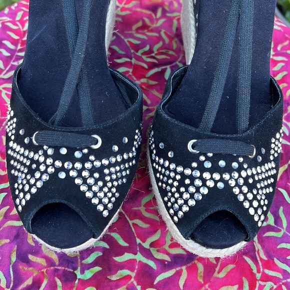 New BCBG Embellished Black Wedge Espadrille Sandals - Picture 6 of 17